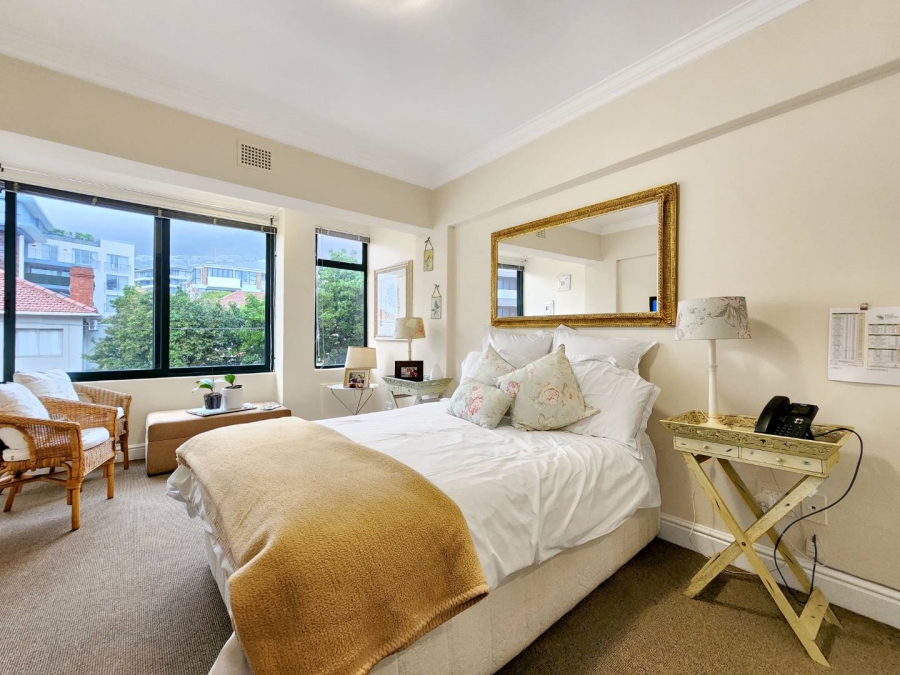 0 Bedroom Property for Sale in Sea Point Western Cape